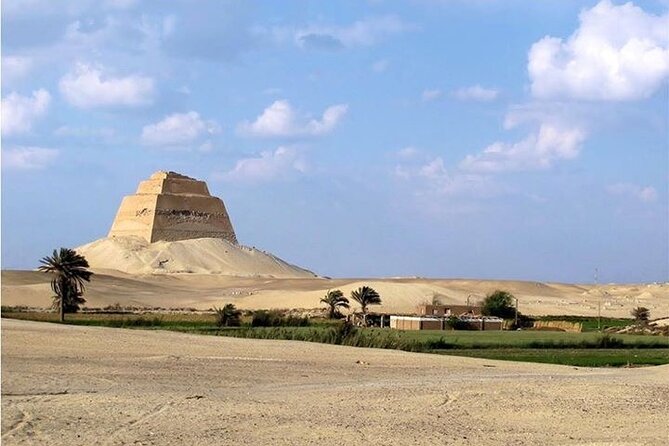 Full Day Guided tour to the Pyramids, Sphinx, Meidum And Dahshur - Who will enjoy this route most