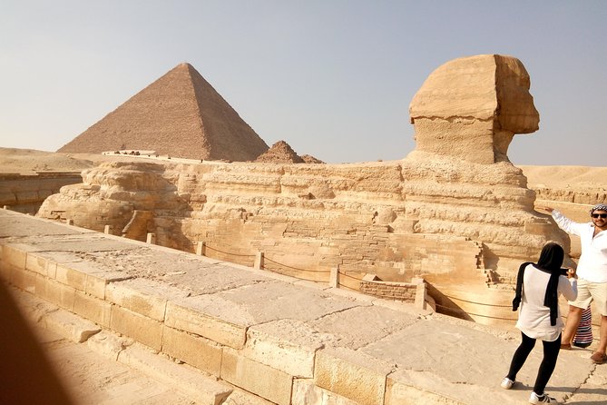 Full Day Private Tour Giza Pyramids Sphinx, Camel Ride, Egyptian Museum & Bazaar - Why private transport matters in Cairo