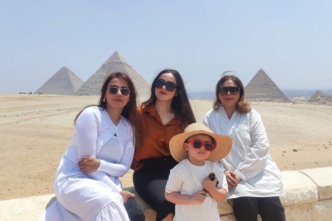 Full-Day Private Tour to Giza Pyramids, Sphinx, Memphis & Saqqara - Giza Plateau: the essential four hours