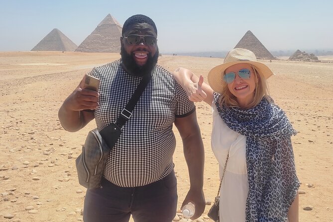 Full Day Tour Giza Pyramids, Sphinx, Saqqara &Dahshur Pyramids - Giza begins with the pyramids everyone knows