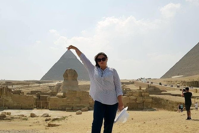 Full-Day Tour to Giza Pyramids, Memphis, and Saqqara with lunch - The optional camel ride at Giza