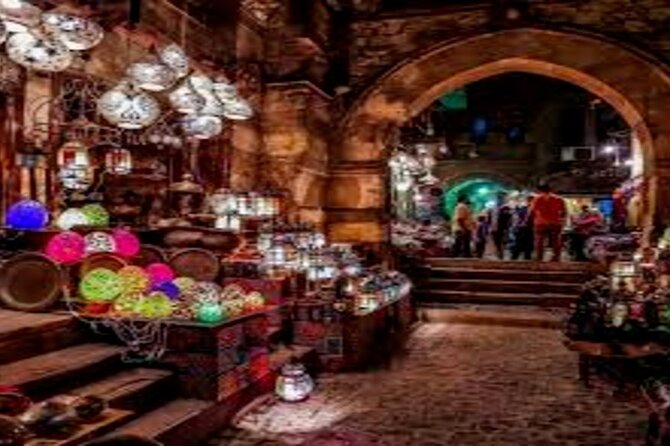 Full Day Tour to Giza Pyramids, Sphinx, Egyptian Museum, Khan el-Khalili Bazaar - Bargaining and browsing at Khan el-Khalili
