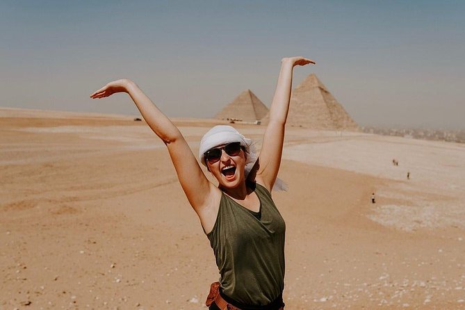 Full day tour to Pyramids Sphinx and Egyptian Museum of Cairo - Meeting Cheops, Khafre, and Menkaure