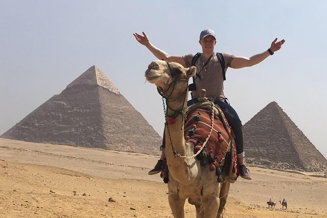 Full day tour to Pyramids Sphinx and Egyptian Museum of Cairo - Crossing Cairo to Tahrir Square and the Egyptian Museum