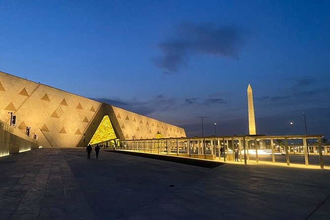 Full-Day Tour to the New Grand Egyptian Museum and Giza Pyramids - Valley Temple and the Great Sphinx