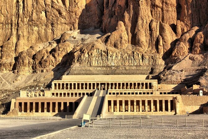 FULL Day Tour:Valley of the Kings &Queens &Hatshepsut Temple&more - Lunch and the practical reset in Luxor