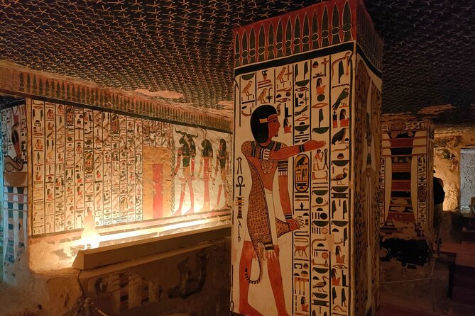 Full Day West bank Private Tour:Valley of kings and Queens & more - Colossi of Memnon: a quick but worthwhile pause