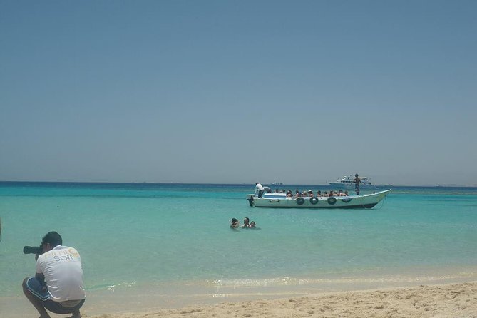 Giftun Island ( Orange bay ) from Hurghada - From your Hurghada hotel to the harbor