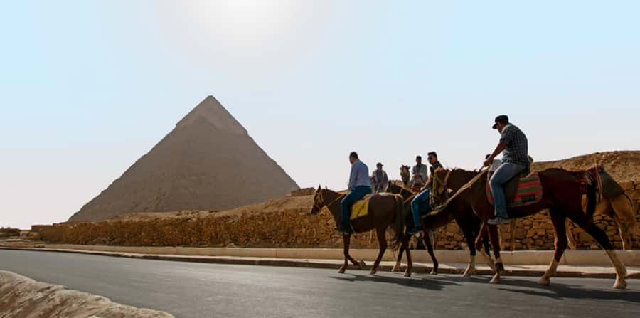 Giza: Arabian Horse Tour Around the Giza Pyramids - Safety, supervision, and the optional quad bike