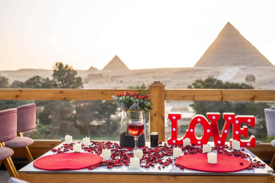 Giza: Dinner with Pyramids All Around You at Rooftop7000 - What comes with the set-menu dinner