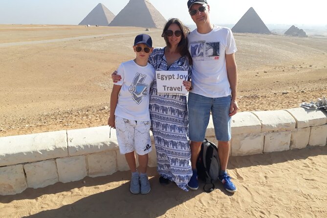 Giza Great Pyramids & National Museum of Egypt Full Day Trip - What the private format changes
