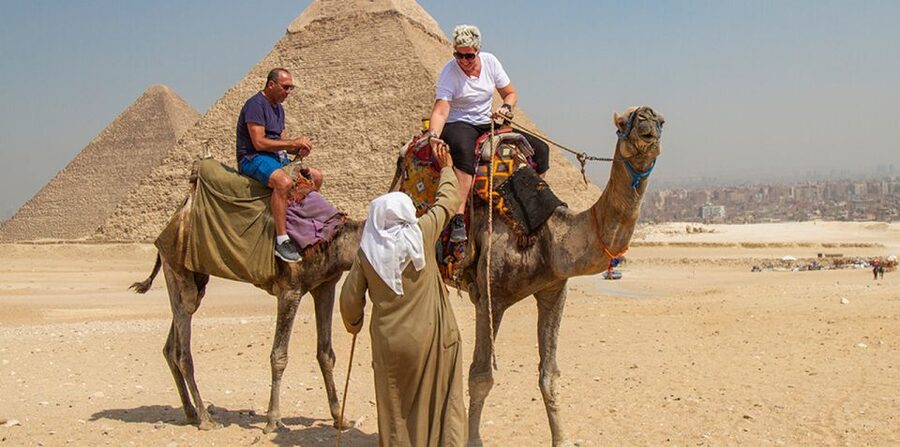 Giza: Pyramids at Sunset Guided Camel Tour - Who should book this Giza experience?