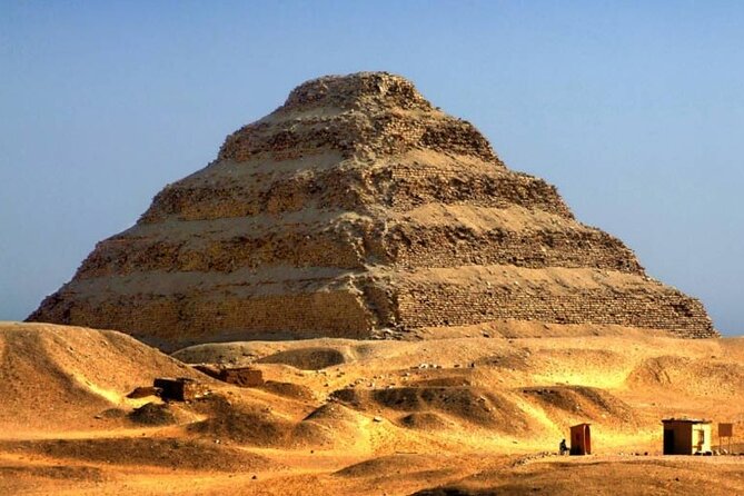 Giza Pyramids, Memphis, Sakkara Tour - Giza Pyramids: your first encounter with the Old Kingdom