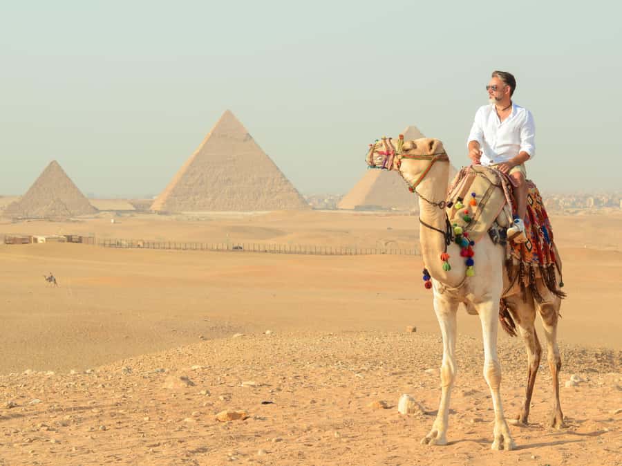 Giza Sunrise Pyramid Guided Tour With Camel Ride & Breakfast - What changes with the 8 AM morning tour