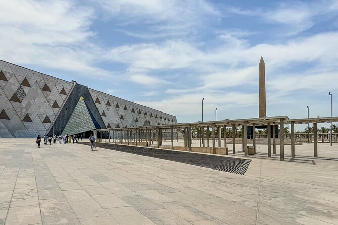 Grand Egyptian Museum and Pyramids of Giza Private Tour - The Sphinx and Valley Temple in one visit