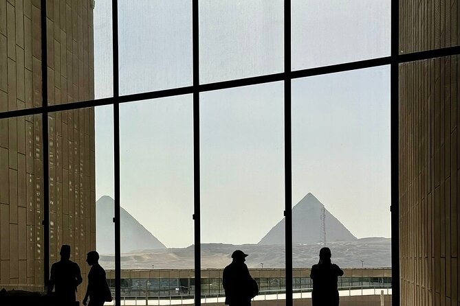 Grand Egyptian Museum, Giza Pyramids and Great Sphinx Tour - Khafre and Menkaure, two very different pyramids