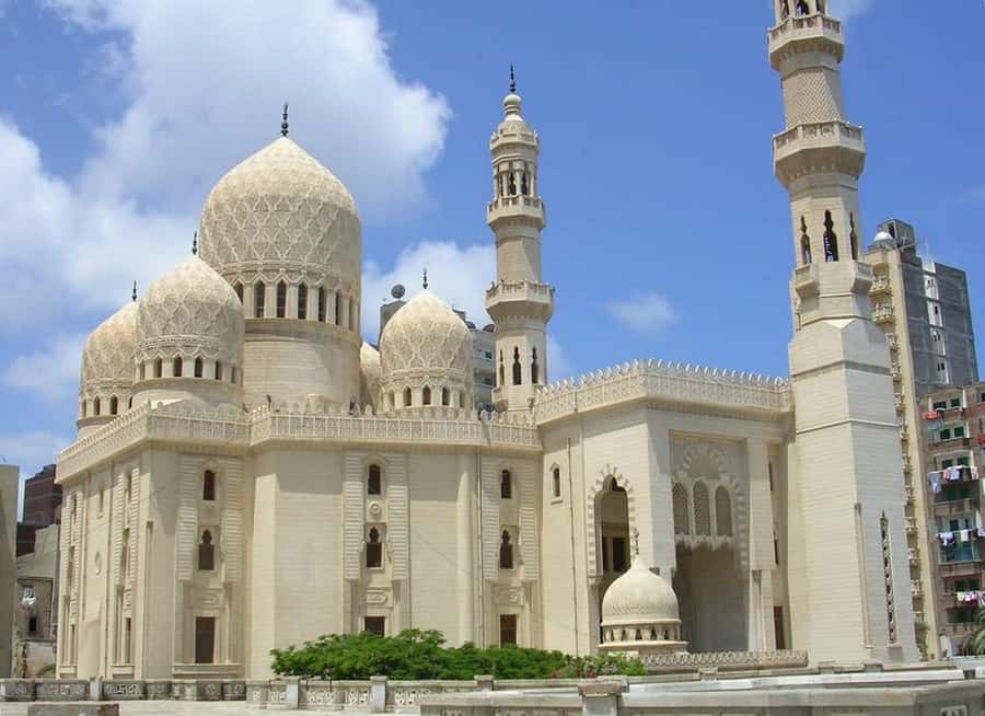 Group Tour top Things To Do In Alexandria From Cairo - The road from Cairo and the first hours in Alexandria