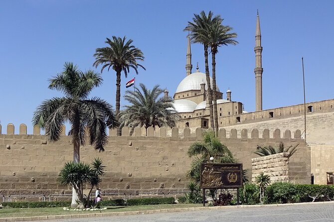 Guided Tour to Giza Pyramids, Museum, Citadel and Khan El Khalili - The Egyptian Museum: two hours among ancient treasures