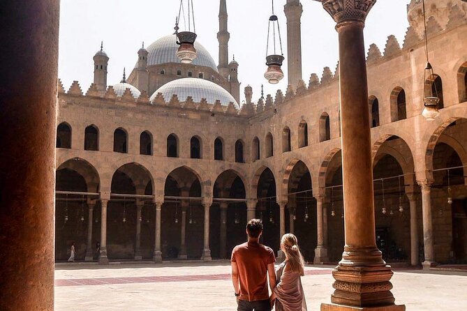 Guided Tour to old Cairo with lunch - Lunch at a local Cairo restaurant