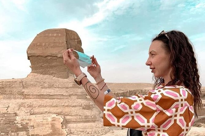 Guided tour to Pyramids of Giza, Sakkara & Memphis: Private Tour with Lunch - What the private format adds