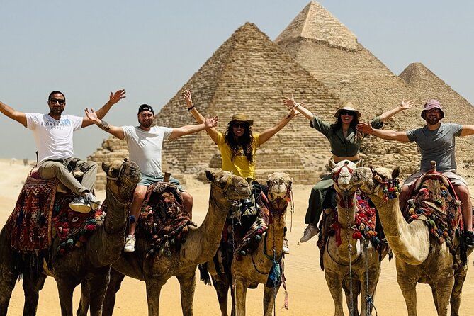 Half Day Giza Pyramids and Sphinx - Khafre and Menkaure add scale to the story