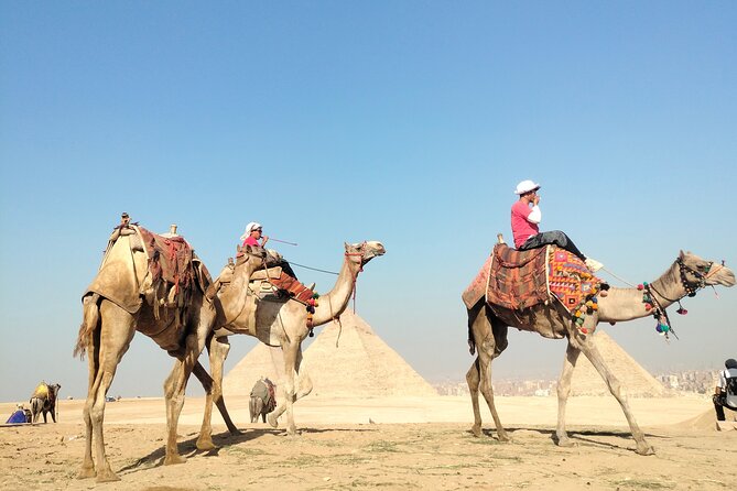 Half day Giza pyramids and Sphinx tour with an Egyptologist - Menkaure offers a smaller, different perspective