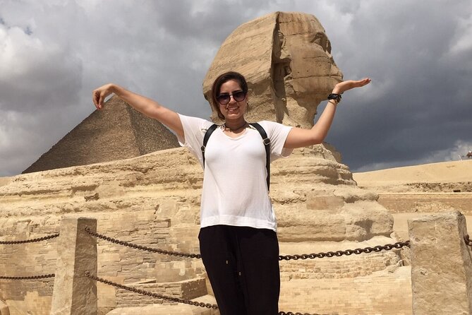 Half day Guided tour to Giza pyramids Sphinx with 1 Hour Camel ride - Understanding Khafre’s pyramid and the Sphinx