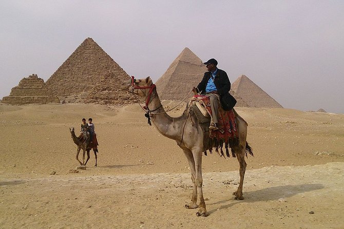 Half-Day Private Giza Pyramids and Sphinx Tour in Cairo - The Great Pyramid of Khufu deserves your attention