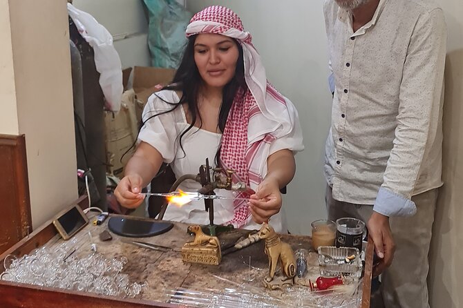 Half Day private guided tour Giza Pyramids,Sphinx,lunch,camel rid - Lunch and the Cairo shopping circuit
