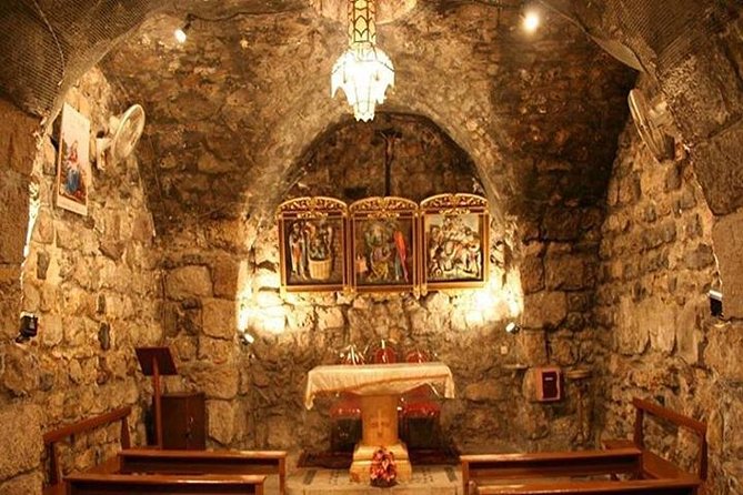 Half-Day Private Guided Tour of Coptic Cairo with Lunch - What the guide adds to the experience