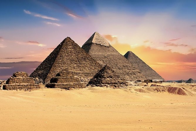 Half-Day Private tour to Pyramids of Giza and Sphinx - Meeting the Great Sphinx