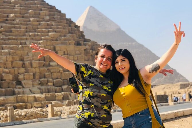 Half Day Tour To Giza Pyramids & The Great Sphinx With Camel Ride - Lunch at a local restaurant