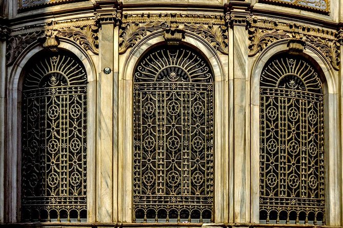 Half Day Tour to Khan Elkhalili & Islamic Cairo - Wekalet El Ghouri: trade, religion, and performance