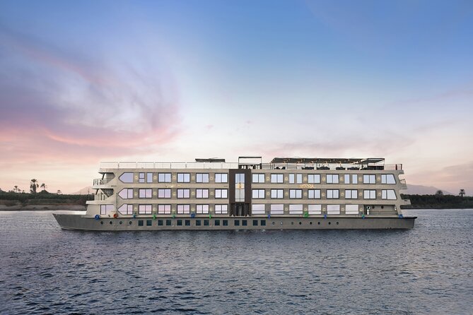 Historia Hotel Nile Cruise, Mon. from Luxor 4 nts inc. Excursions - Boarding in Luxor and seeing Karnak first