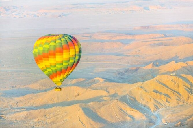 Hot air Balloon Ride In luxor - Why seeing Luxor from the air is worth your morning