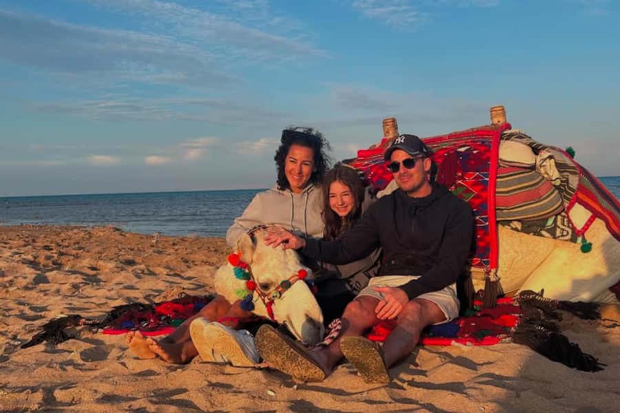 Hurghada: 1-Hour Desert & Beach Camel Ride with Transfers - Key things to know before you book