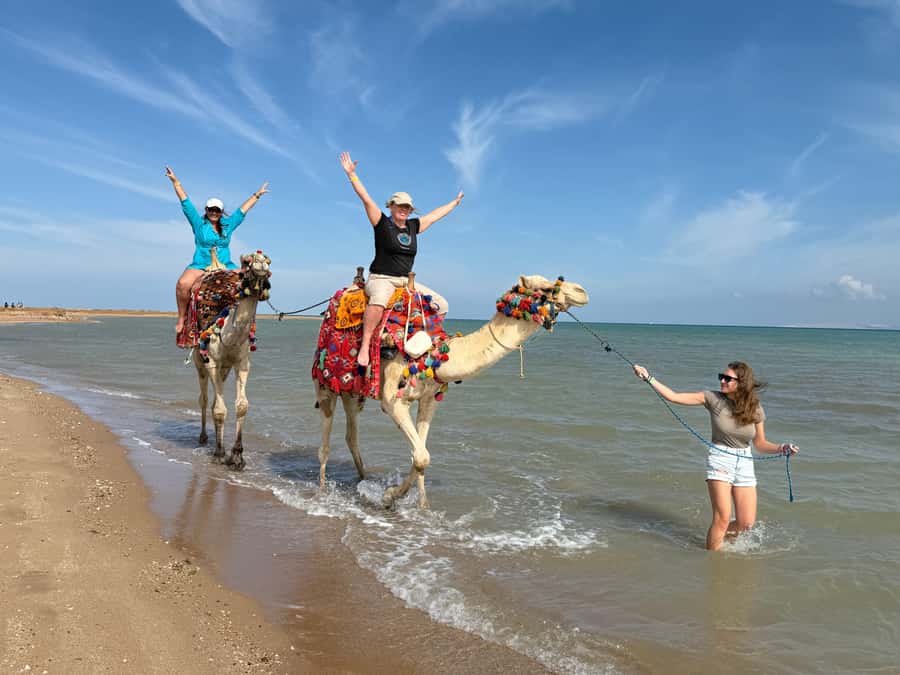 Hurghada: 1-Hour Desert & Beach Camel Ride with Transfers - Is this a good choice for children?