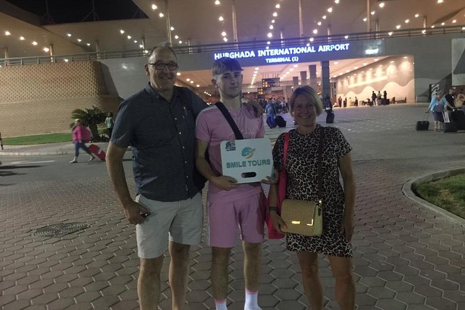 Hurghada Airport Transfer & Fast Track (Price Offered Per Car) - Finding the driver after your flight