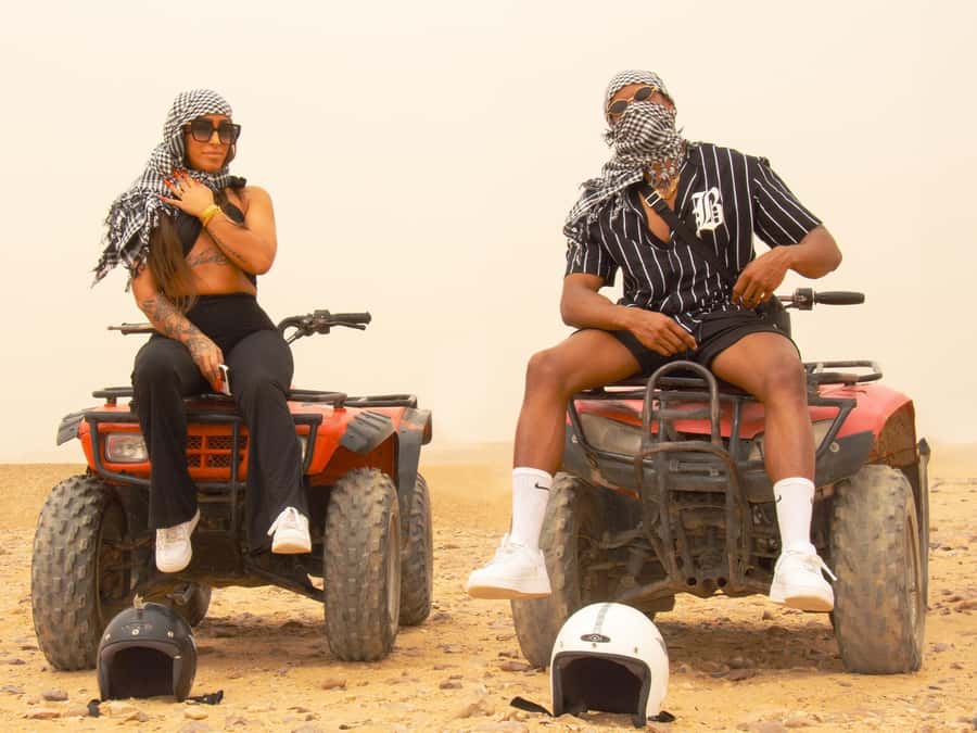 Hurghada: ATV Tour with Camel Ride, Dinner Show & Stargazing - Dinner at the Desert Compound