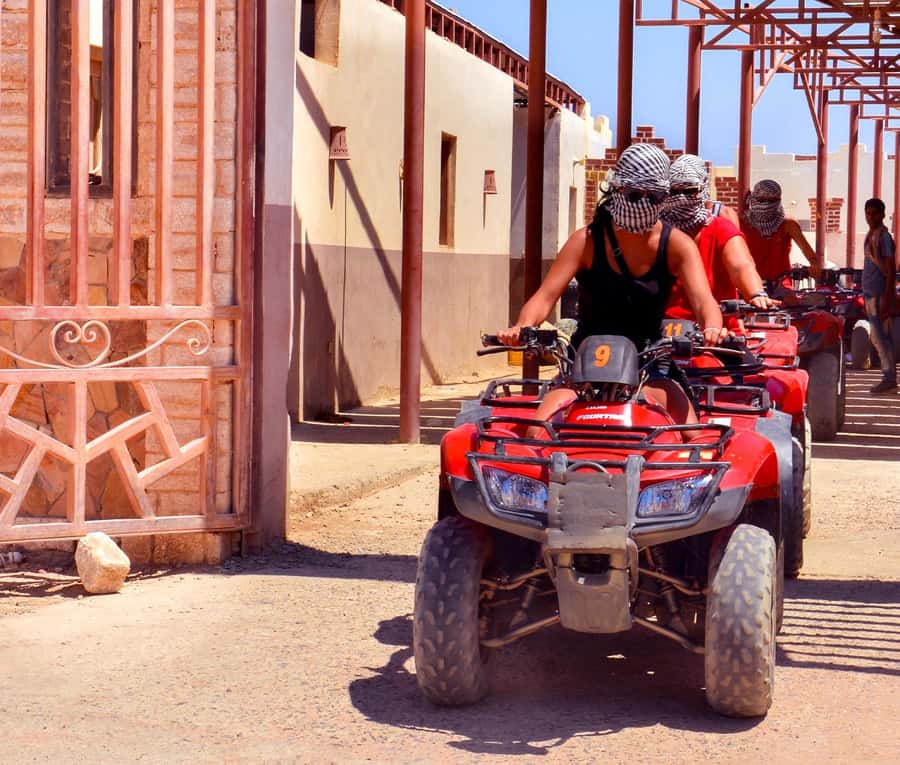 Hurghada: ATV Tour with Camel Ride, Dinner Show & Stargazing - The Dinner Show: Good Fun, Not High Theatre