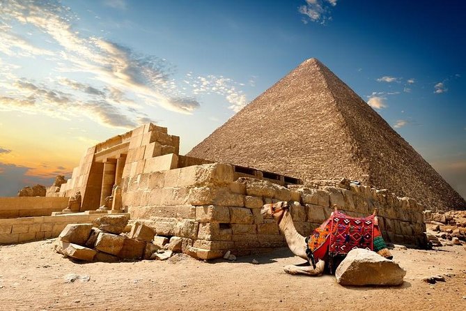 Hurghada: Cairo and Giza Highlights by mini Van with BBQ Lunch - The Egyptian Museum in Tahrir Square