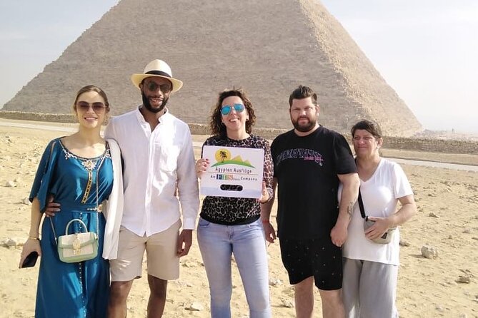 Hurghada Cairo Pyramids day tour by plane - Small group - The small-group format and the guides