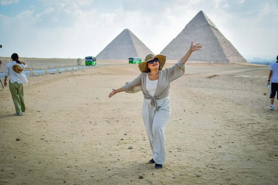 Hurghada: Cairo Pyramids, Sphinx & Egyptian Museum Day Trip - The 1:30 AM Start and the Road to Cairo