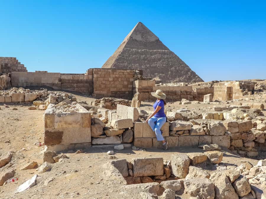 Hurghada: Cairo Pyramids, Sphinx, Museum & Bazaar Day Tour - Who will enjoy this tour most?