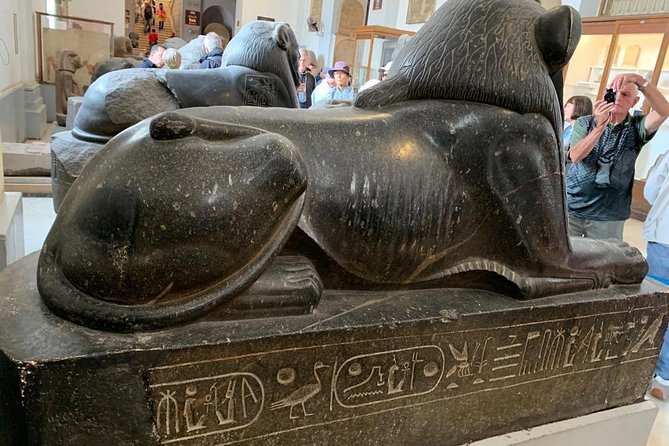 Hurghada Cairo visiting the pyramids one day by bus - Giza, Cheops, Chefren, Mykreinus, and the Sphinx