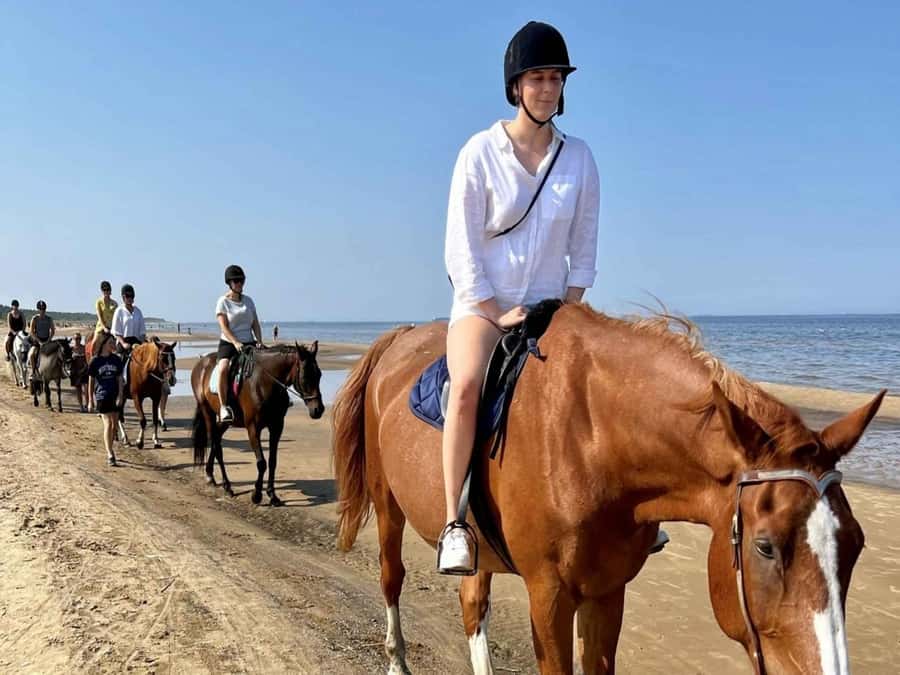 Hurghada: Desert and Sea Horseback Riding Tour with Transfer - The Red Sea horseback ride
