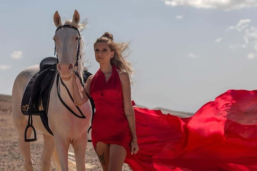 Hurghada: Desert & Sea Horse Riding with + 360° Photos - Moving toward the Red Sea
