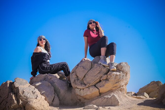 Hurghada Full Day Desert Tour - Bedouin bread, tea, and a short look at local life