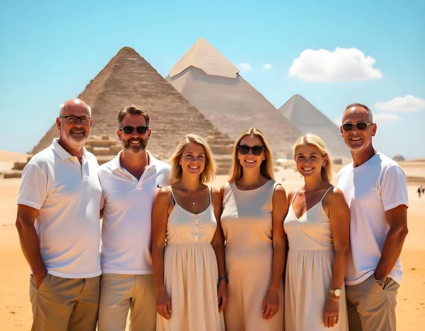 Hurghada: Full-Day Tour to Cairo by Plane with Egyptologist - Giza Plateau: pyramids first, with one important choice