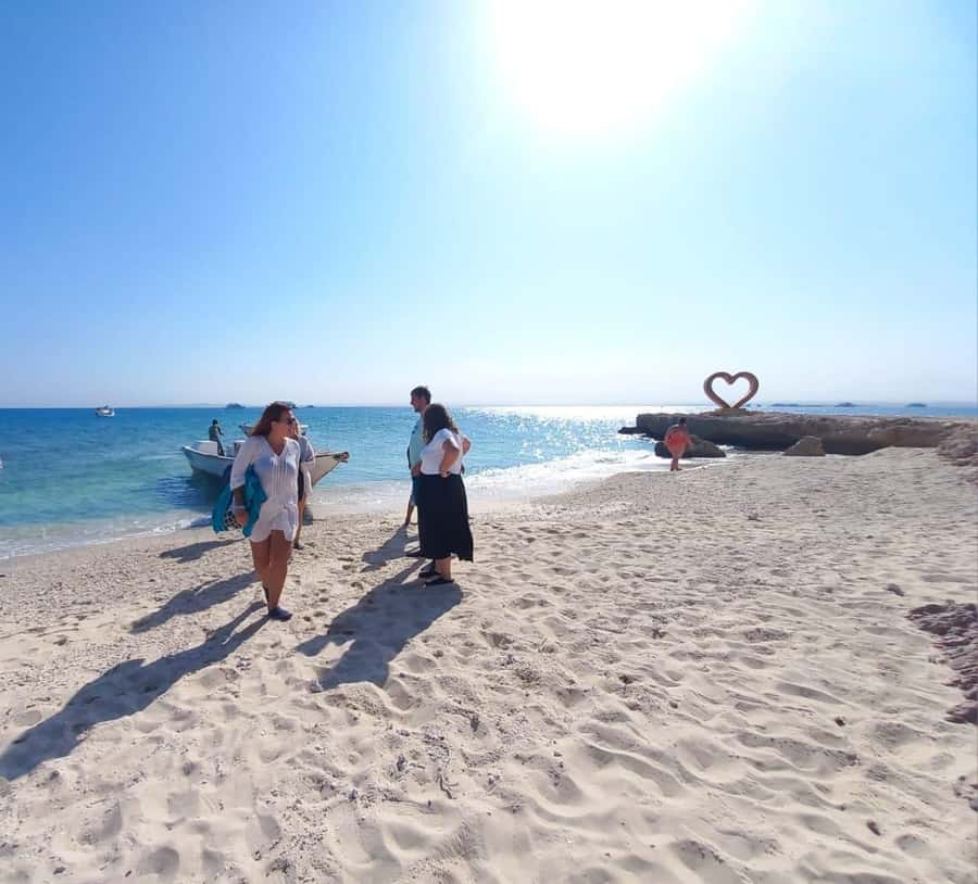 Hurghada: High-Speed Sea Taxi Tour to Orange Bay or Magawish - Magawish Island: the stronger pick for underwater time
